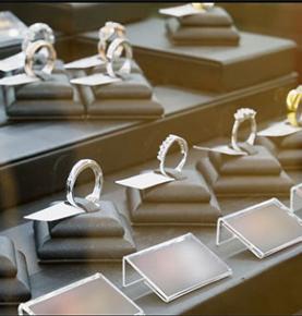 RFID ацәаҳәақәа рнапхгара ахәаахәҭратә индустриа аӡбара ҿыцқәа рҿы ахархәара аиуит