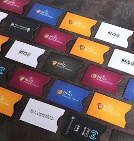 Аџьаз плита акаҵкәыр афолиа алуминийтә фолиа акарта акомплект RFID ахьчага акомплект аӷьычра иацәызыхьчо аҟәымшәышә анти-дегауссинг абанктә карта ID карта акомплект
